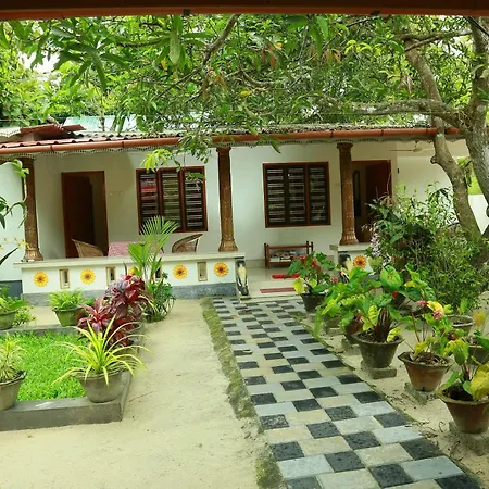 Marari Nest Beach Homestay Mararikulam Exterior photo